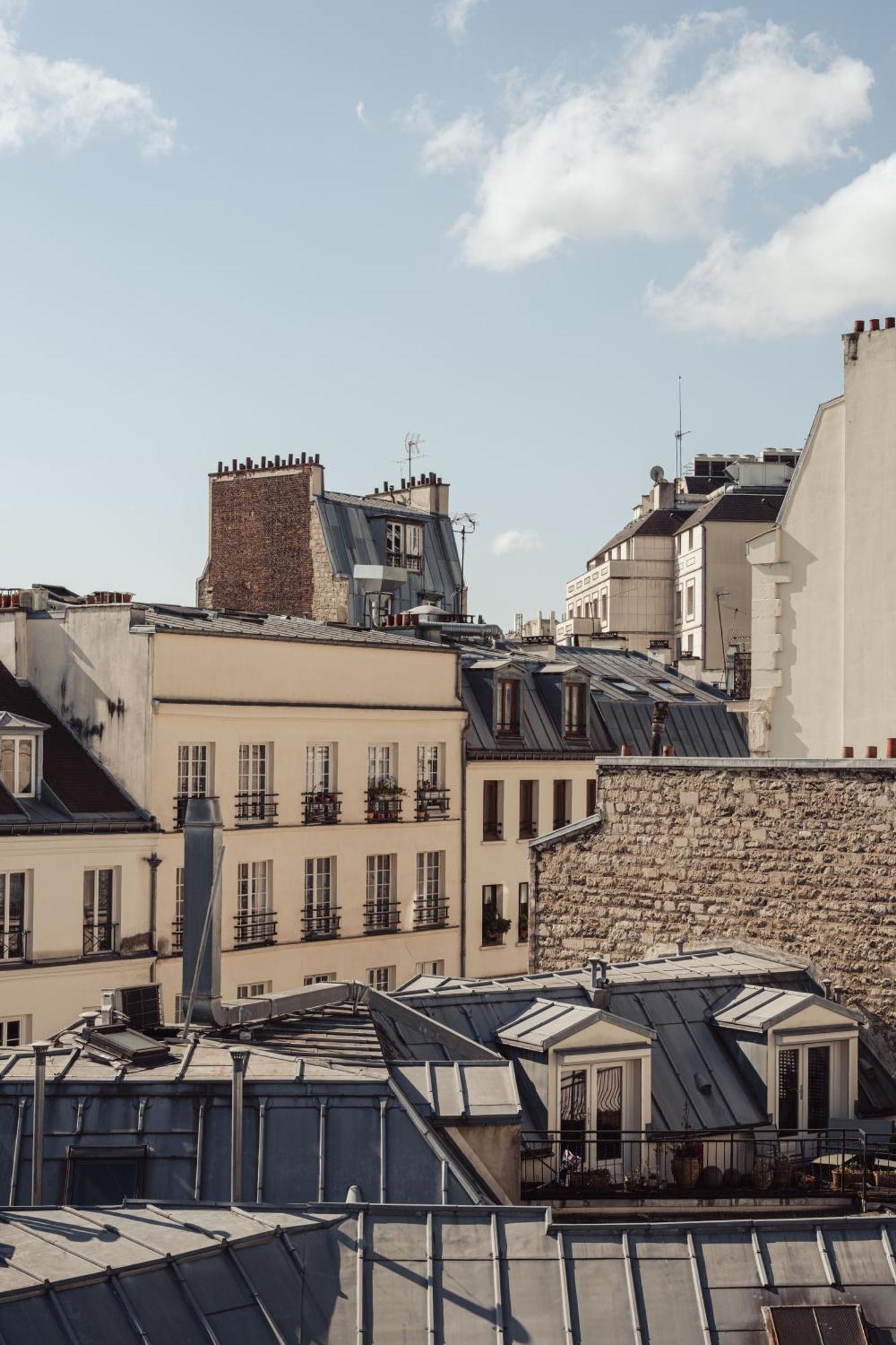 De La Gaite Hotel Paris