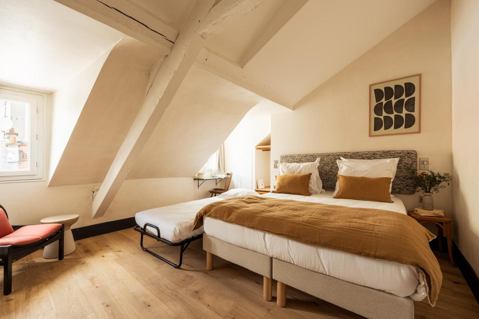 De La Gaite Hotel Paris