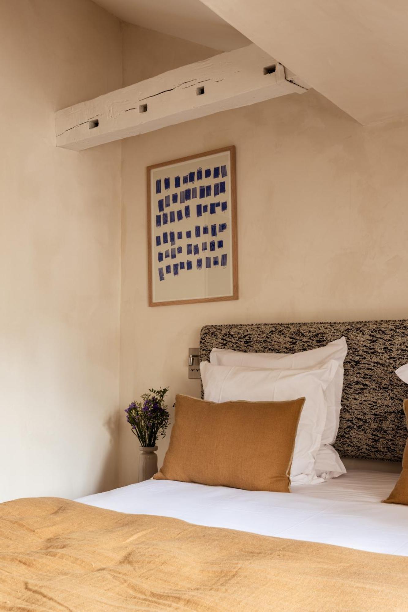 De La Gaite Hotel 3*