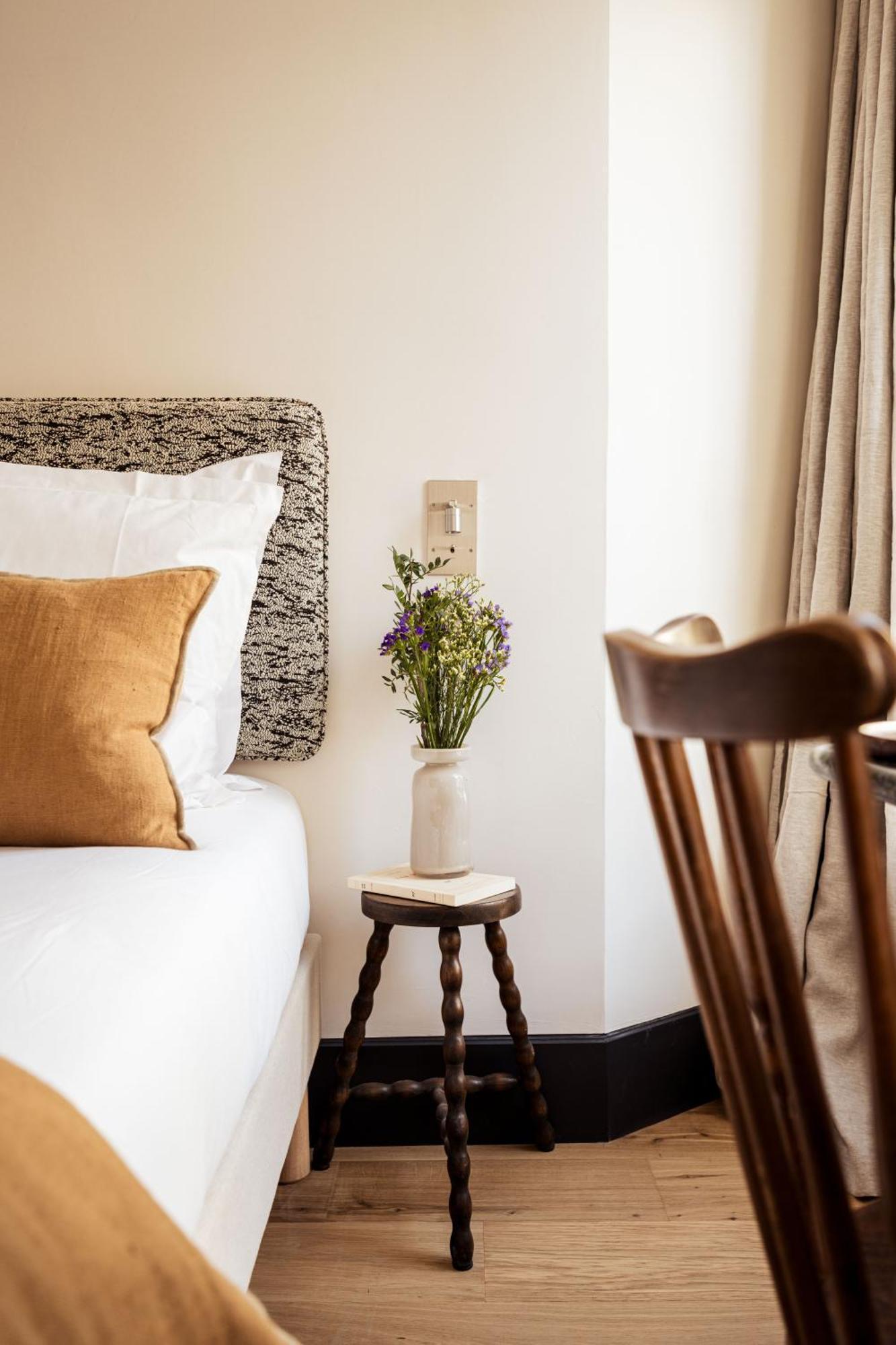 De La Gaite Hotel Paris